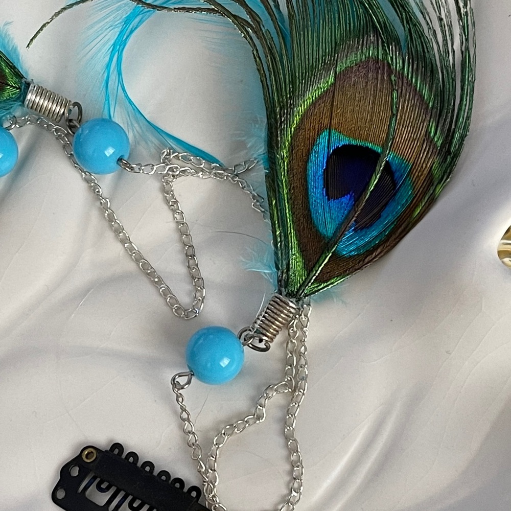 Feather Clip In Hair Decor - Picture 3 of 5